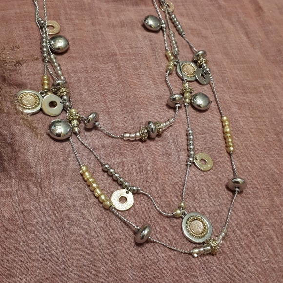 Neclace - Picture 2 of 4